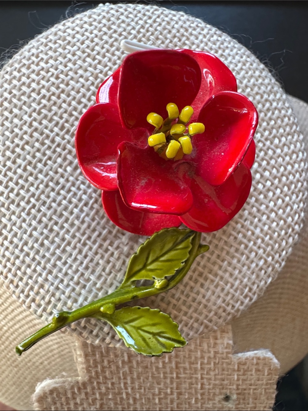 VTG 1960s Red Enamel Flower Brooch Pin Mod Retro Flower Power